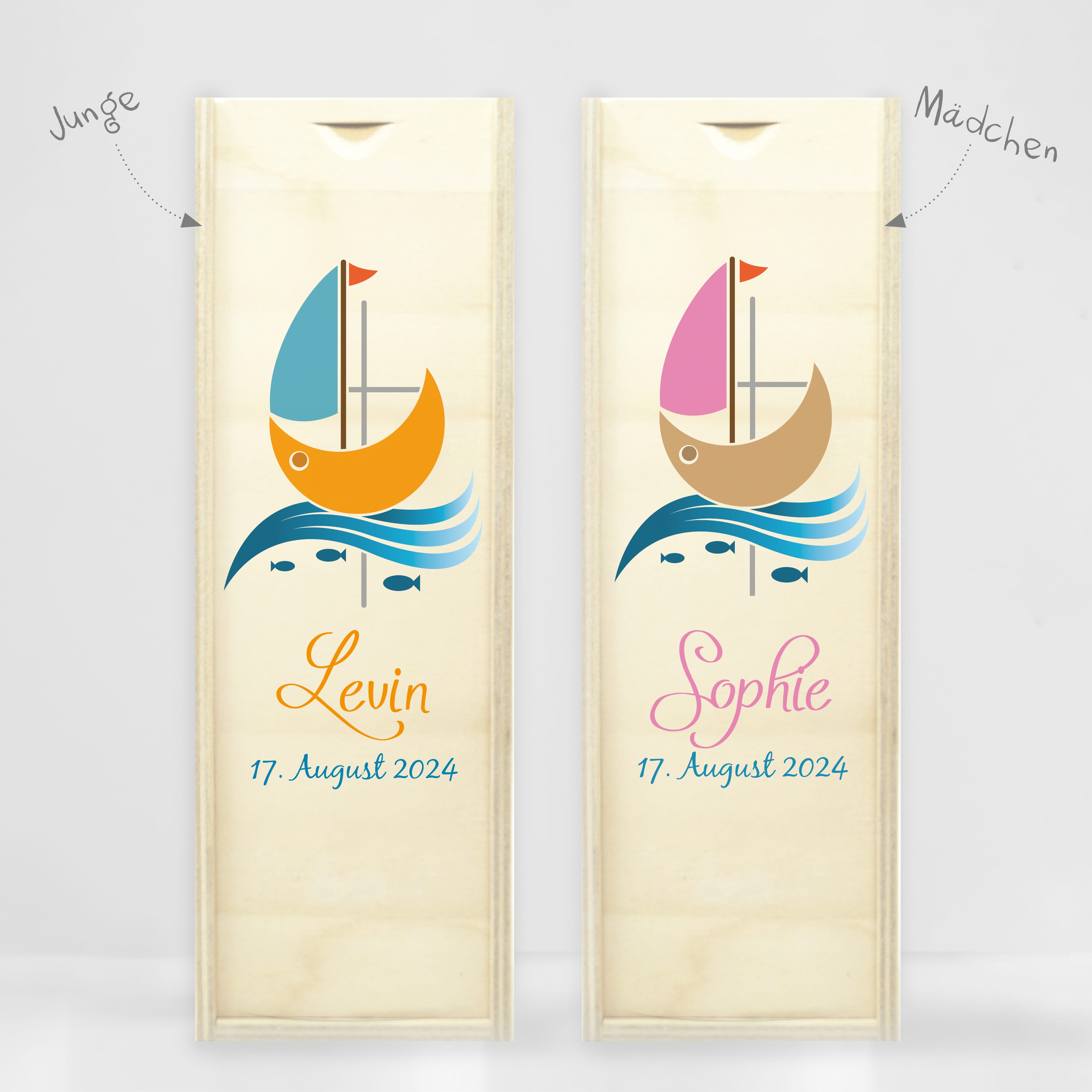 Auf dem Bild ist das Produkt: Taufkerze bedruckt Boot Jesuskreuz Junge Mädchen personalisiert mit Namen Datum Taufspruch Geschenk Kerze zur Taufe zum Preis von €6.40 abgebildet.