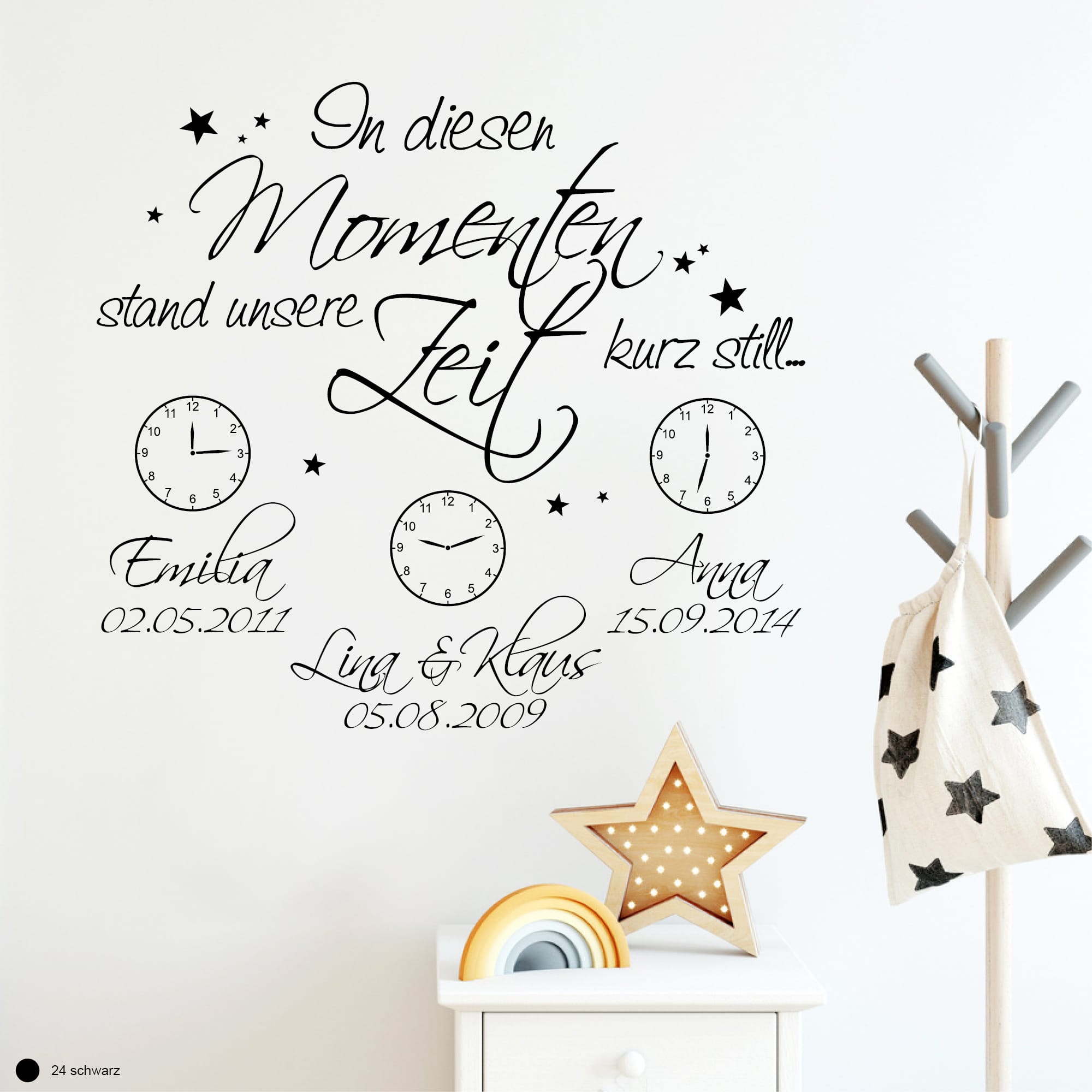 Auf dem Bild ist das Produkt: Wandtattoo In diesen Momenten stand unsere Zeit kurz still Wandaufkleber Familie personalisiert zum Preis von €29.9 abgebildet.