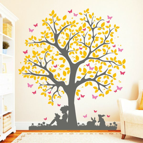 Auf dem Bild ist das Produkt: 11137 Wandtattoo Baum (4farbig) Mädchen Hase Schmetterlinge Blätter Aufkleber zum Preis von €51.9 abgebildet.