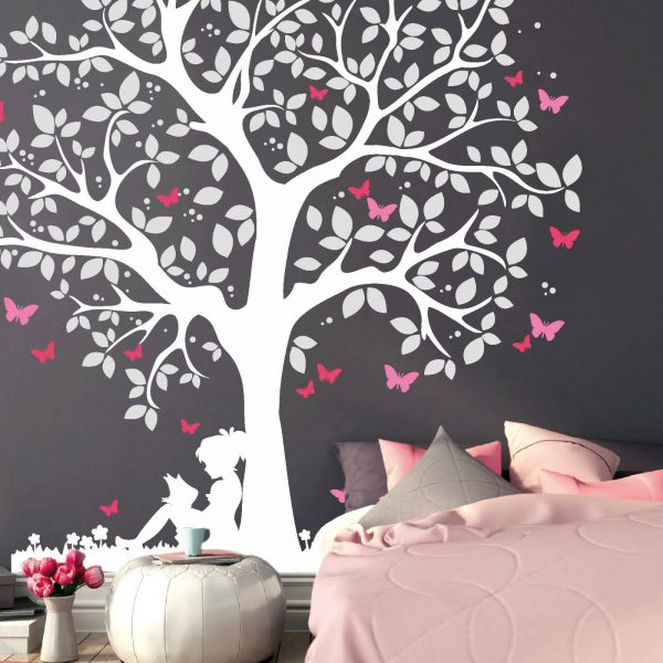 Auf dem Bild ist das Produkt: 11137 Wandtattoo Baum (4farbig) Mädchen Hase Schmetterlinge Blätter Aufkleber zum Preis von €51.9 abgebildet.