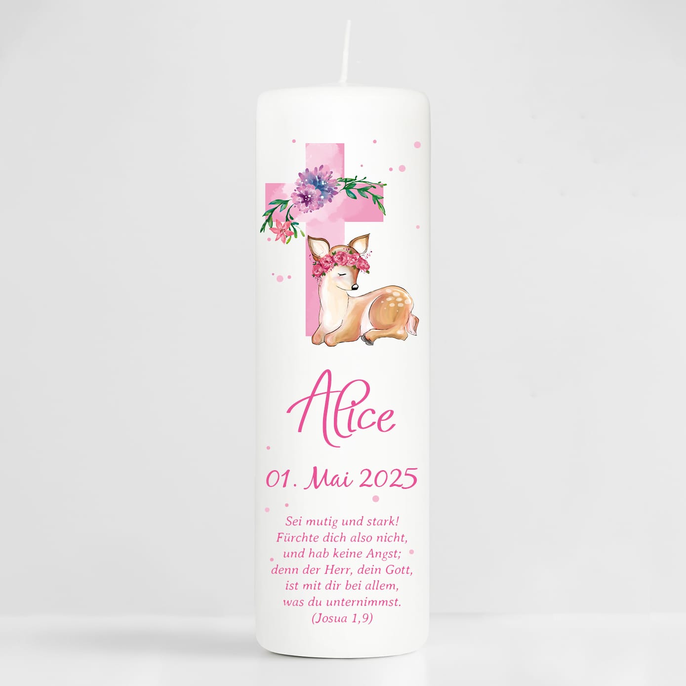 Auf dem Bild ist das Produkt: Taufkerze bedruckt Reh Jesuskreuz Junge Mädchen personalisiert mit Namen Datum Taufspruch Geschenk Kerze zur Taufe zum Preis von €6.40 abgebildet.