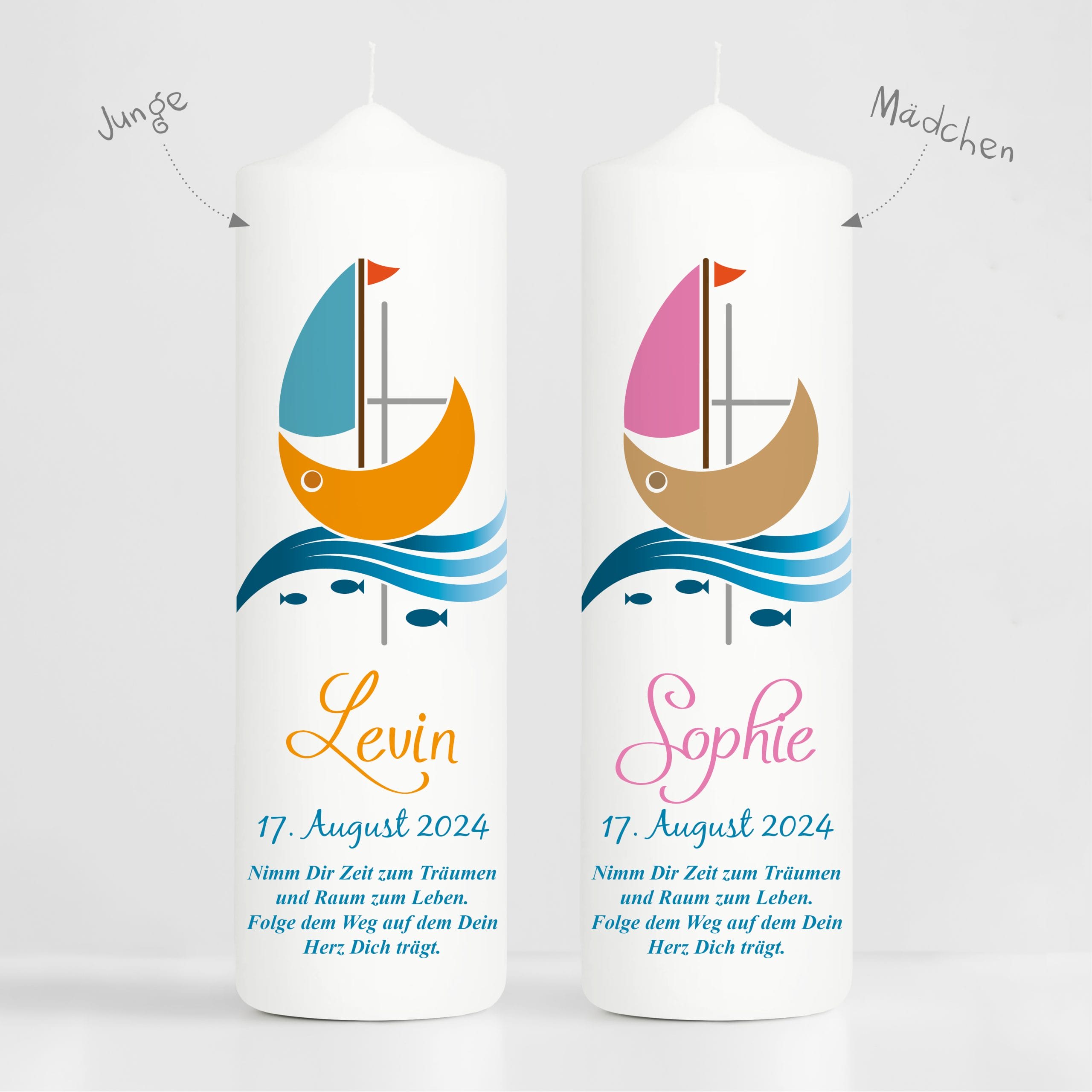 Auf dem Bild ist das Produkt: Taufkerze bedruckt Boot Jesuskreuz Junge Mädchen personalisiert mit Namen Datum Taufspruch Geschenk Kerze zur Taufe zum Preis von €6.40 abgebildet.