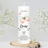 Auf dem Bild ist das Produkt: Taufkerze bedruckt Schmetterling Junge Mädchen personalisiert mit Namen Datum Taufspruch Geschenk Kerze zur Taufe zum Preis von €6.40 abgebildet.