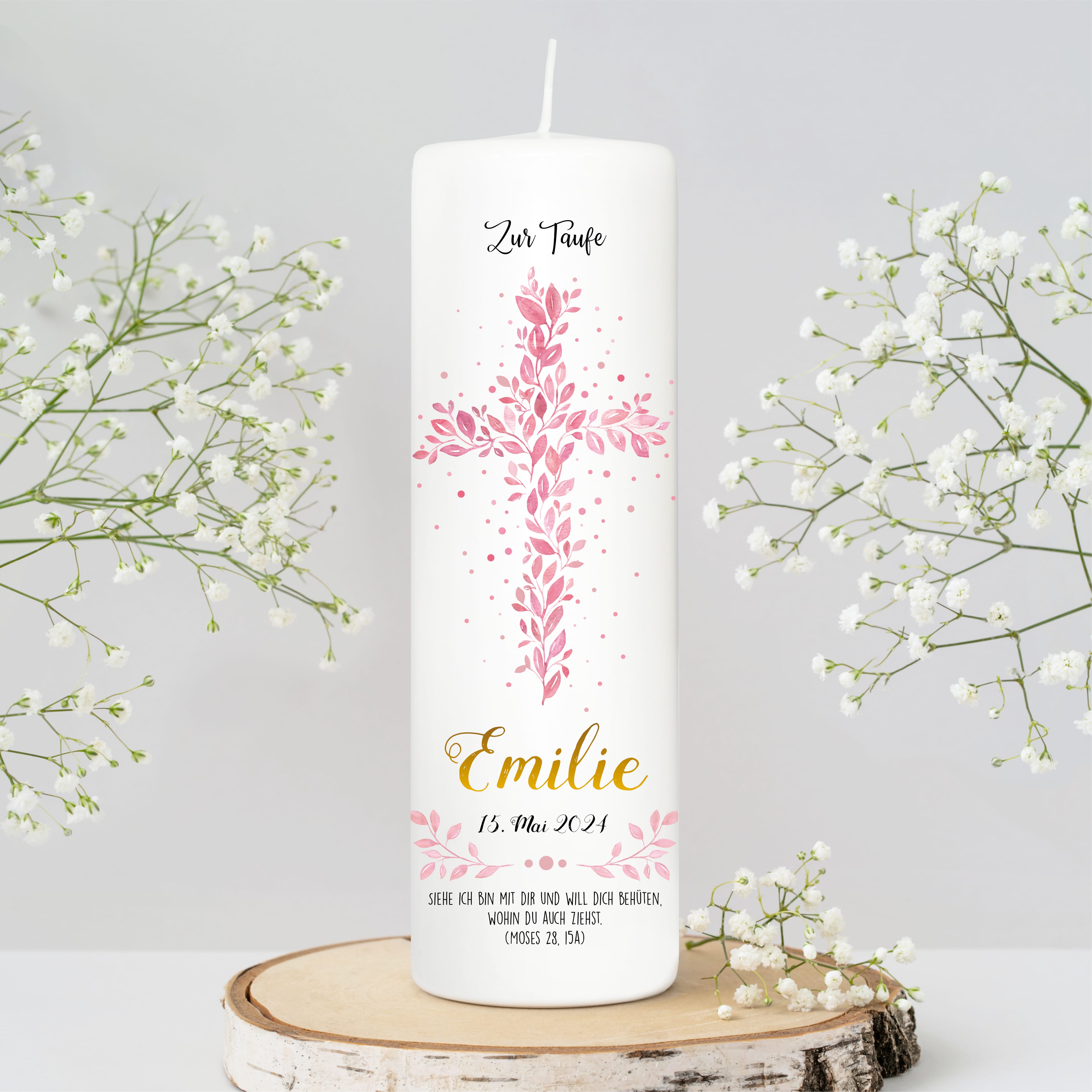 Auf dem Bild ist das Produkt: Taufkerze Blätterkreuz rosa Mädchen Heiliges Kreuz rosa Blätter Kerze zur Taufe mit Namen, Datum und eigenem, vorgegebenem oder keinem Taufspruch zum Preis von €6.40 abgebildet.