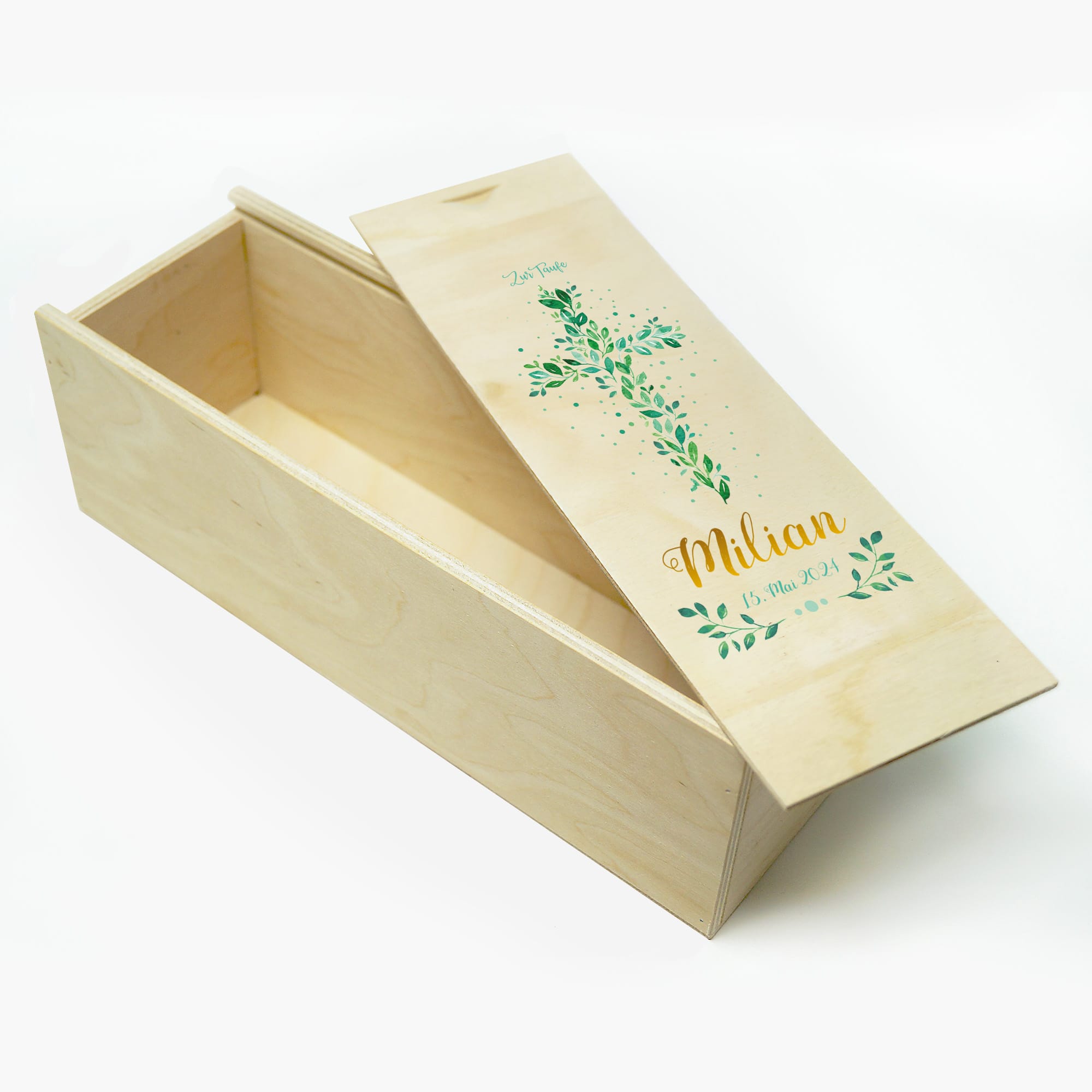 Auf dem Bild ist das Produkt: Taufkerze Blätterkreuz grün Junge oder Mädchen Heiliges Kreuz Blätter Kerze zur Taufe mit Namen zum Preis von €6.40 abgebildet.