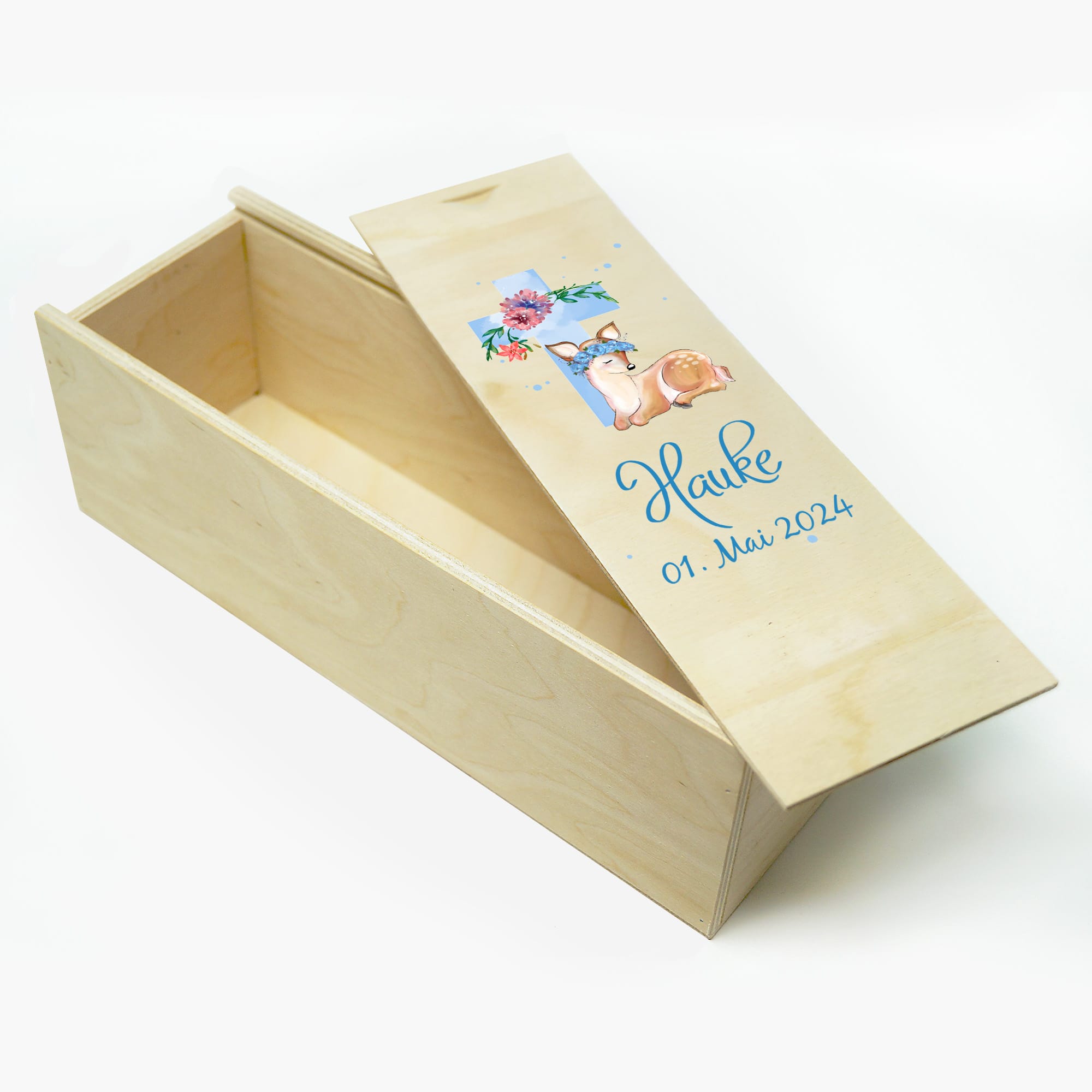 Auf dem Bild ist das Produkt: Taufkerze bedruckt Reh Jesuskreuz Junge Mädchen personalisiert mit Namen Datum Taufspruch Geschenk Kerze zur Taufe zum Preis von €6.40 abgebildet.