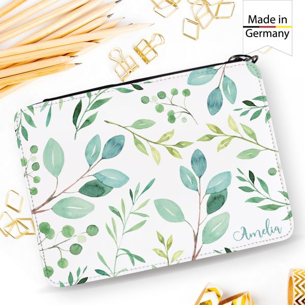 Auf dem Bild ist das Produkt: Gefüllte Federtasche Federmappe personalisiert Wunschname Geschenk Einschulung zum Preis von €29.90 abgebildet.