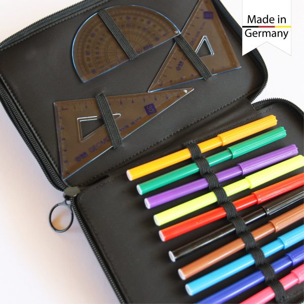 Auf dem Bild ist das Produkt: Gefüllte Federtasche Federmappe personalisiert Wunschname Geschenk Einschulung zum Preis von €29.90 abgebildet.