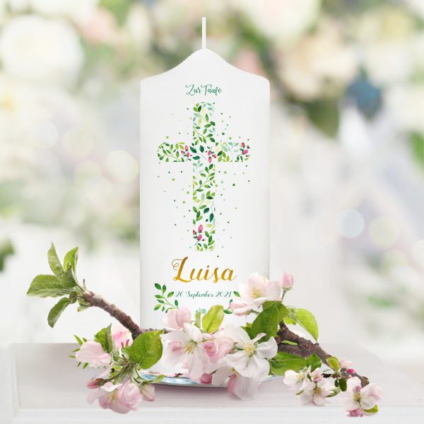 Auf dem Bild ist das Produkt: Taufkerze florales Heiliges Kreuz Blätter Kerze zur Taufe mit Namen Datum und eigenem vorgegebenem oder keinem Taufspruch zum Preis von €5.9 abgebildet.
