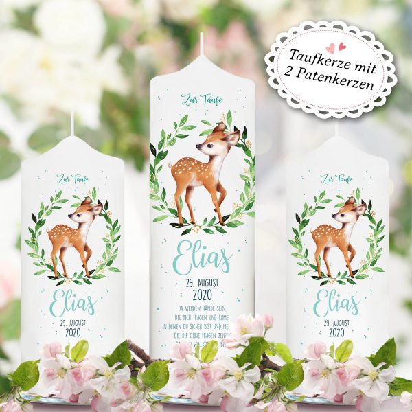 Auf dem Bild ist das Produkt: Taufkerze Junge/ Mädchen Kranz Reh rosa blau bedruckt mit Namen, Datum und auf Wunsch eigenem, vorgegebenem oder keinem Taufspruch zum Preis von €5.9 abgebildet.
