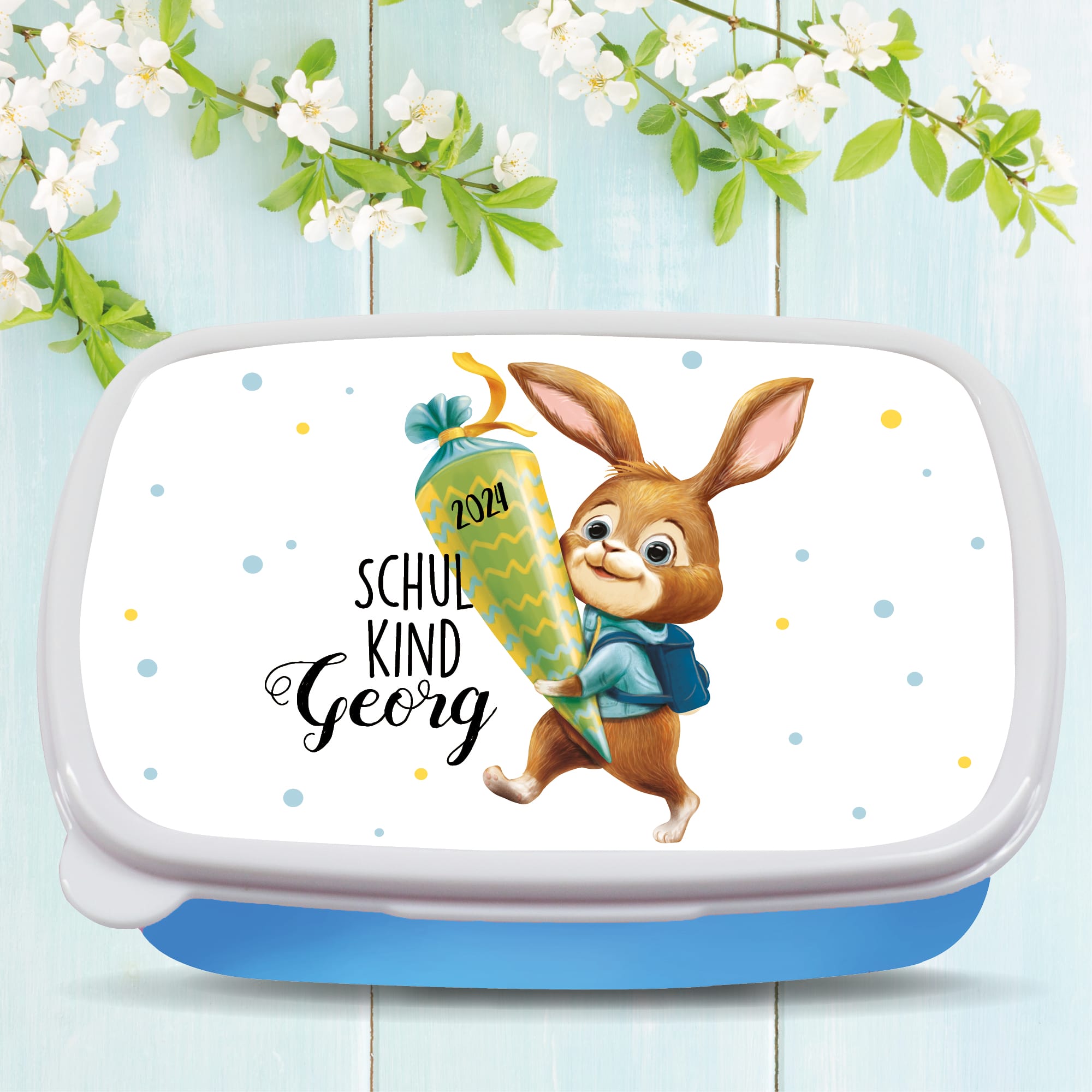 Auf dem Bild ist das Produkt: Personalisierte Brotdose Hase mit Schultüte anpassbar mit Namen kratz- und bruchsicher Geschenk Einschulung Schulanfang zum Preis von €19.9 abgebildet.