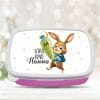 Auf dem Bild ist das Produkt: Personalisierte Brotdose Hase mit Schultüte anpassbar mit Namen kratz- und bruchsicher Geschenk Einschulung Schulanfang zum Preis von €19.9 abgebildet.