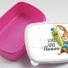 Auf dem Bild ist das Produkt: Personalisierte Brotdose Hase mit Schultüte anpassbar mit Namen kratz- und bruchsicher Geschenk Einschulung Schulanfang zum Preis von €19.9 abgebildet.
