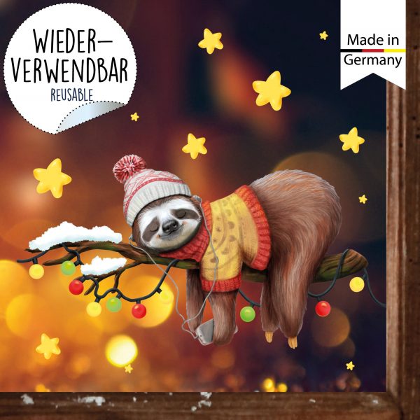 Auf dem Bild ist das Produkt: Fensterbild Weihnachten Winter Faultier auf Ast Mütze rosa mit Sternen winterlicher Fensteraufkleber Fensterdeko zum Preis von €13.90 abgebildet.