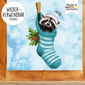 Fensterbild Weihnachten Winter Waschbär Socke Schneeflocken Kinderzimmer Fensterdeko wiederverwendbar Auf dem Bild ist das Produkt: Fensterbild Weihnachten Winter Waschbär Socke Schneeflocken Kinderzimmer Fensterdeko wiederverwendbar zum Preis von €13.90 abgebildet.