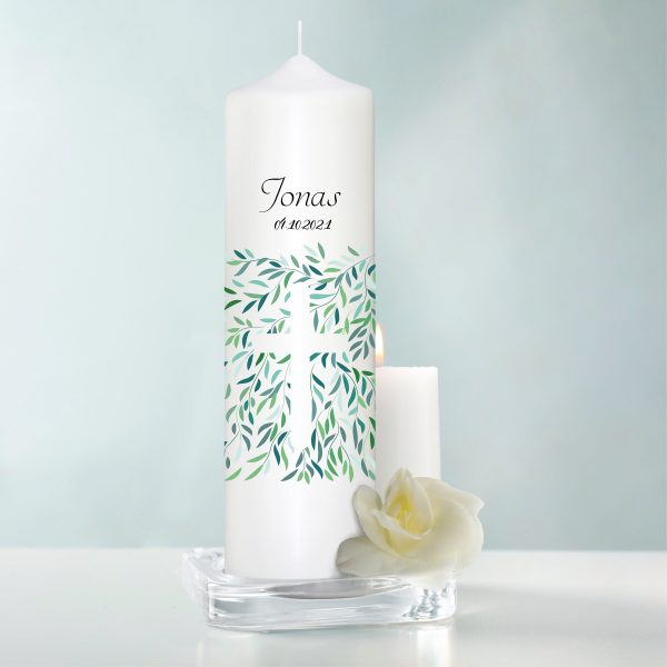 Auf dem Bild ist das Produkt: Trauerkerze Kreuz aus Blättern, personalisiert mit Namen und Datum, Trauerspruch zum Preis von €5.9 abgebildet.