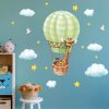 Wandtattoo Kinderzimmer Giraffe im Heißluftballon mit Wolken und Sternen Dekoration Babyzimmer Auf dem Bild ist das Produkt: Wandtattoo Kinderzimmer Giraffe im Heißluftballon mit Wolken und Sternen Dekoration Babyzimmer zum Preis von €29.9 abgebildet.