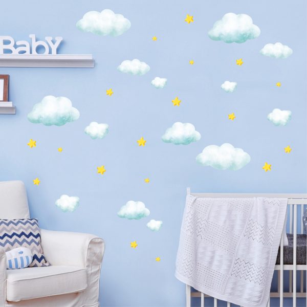 Auf dem Bild ist das Produkt: Wandtattoo Kinderzimmer Kleine Wolken und Sterne Dekoration Babyzimmer zum Preis von €19.90 abgebildet.