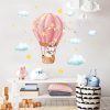 Auf dem Bild ist das Produkt: Wandtattoo Kinderzimmer Maus im Heißluftballon mit Wolken und Sternen Dekoration Babyzimmer zum Preis von €29.9 abgebildet.