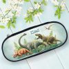 Auf dem Bild ist das Produkt: Federtasche Stiftebox Schlampermäppchen Dinosaurier personalisiert Wunschname Schulanfang Schule zum Preis von €19.90 abgebildet.