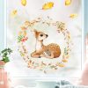 Auf dem Bild ist das Produkt: Fensterbild Rehkitz und Igel im Blätterkranz Herbstlicher Fensteraufkleber Fensterdeko wiederverwendbare Fensteraufkleber Kinderzimmer Kind zum Preis von €13.90 abgebildet.