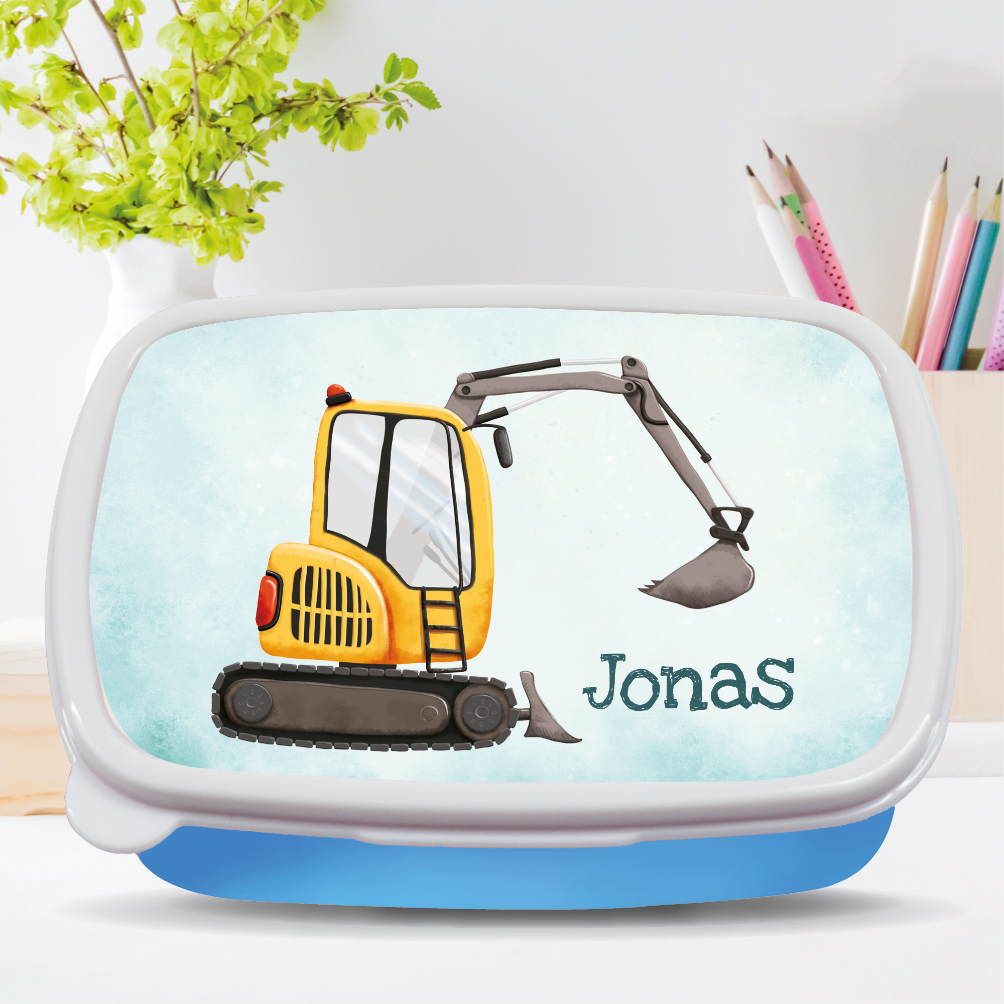 Auf dem Bild ist das Produkt: Brotdose gelber Bagger personalisiert mit Wunschnamen Schule Geschenk Einschulung Geburtstag zum Preis von €19.90 abgebildet.