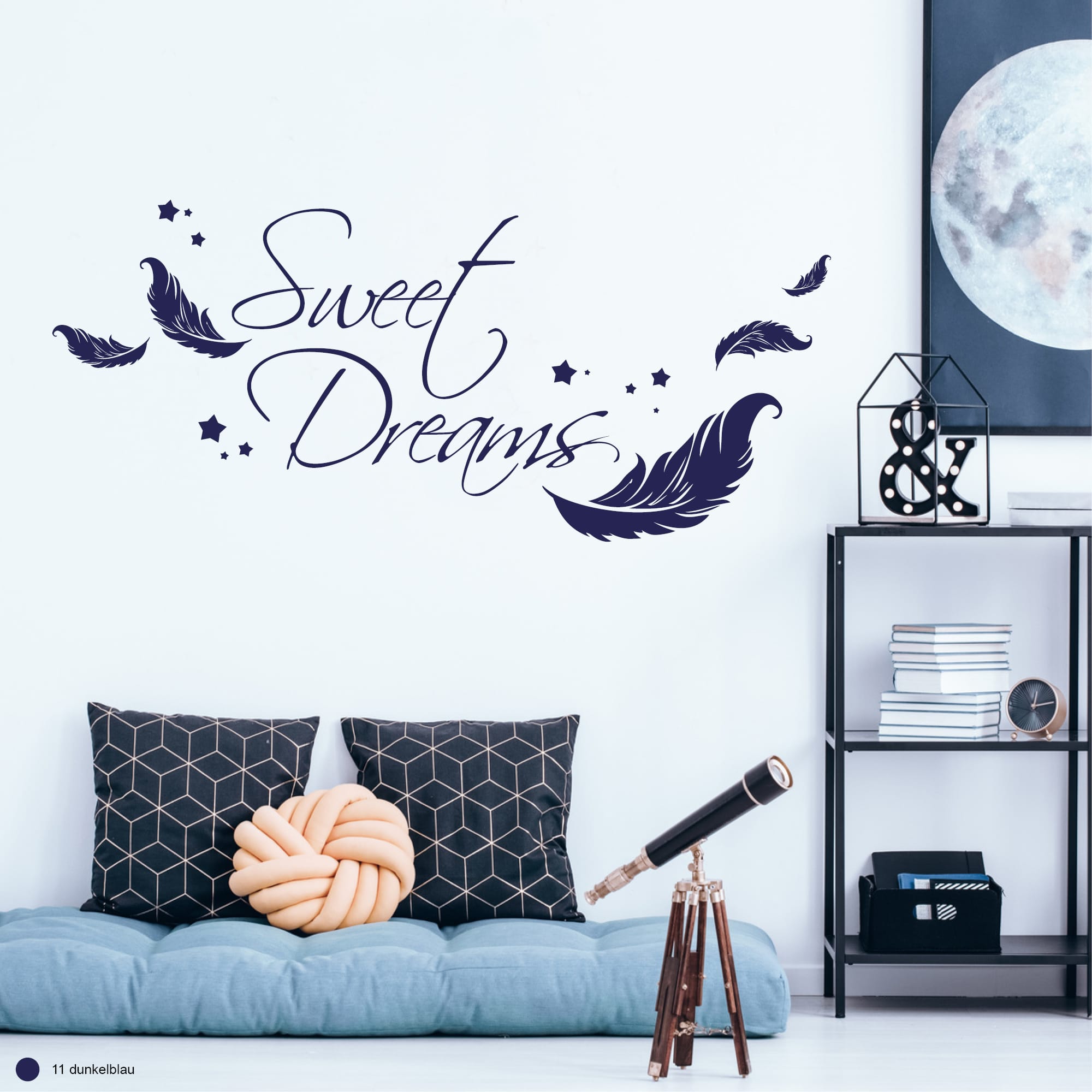 Auf dem Bild ist das Produkt: Wandtattoo Sweet Dreams Federn Sterne Wandaufkleber Wohndekoration Spruch Süße Träume Schriftzug zum Preis von €24.90 abgebildet.