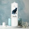 Auf dem Bild ist das Produkt: Trauerkerze für Tiere Katze mit Silhouette personalisiert mit Namen und Datum zum Preis von €5.9 abgebildet.