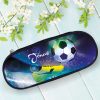 Personalisierte Federtasche Stiftebox Schlampermäppchen Fußball Fußballschuh Wunschname Schulanfang Schule Einschulungsgeschenk Auf dem Bild ist das Produkt: Personalisierte Federtasche Stiftebox Schlampermäppchen Fußball Fußballschuh Wunschname Schulanfang Schule Einschulungsgeschenk zum Preis von €19.9 abgebildet.