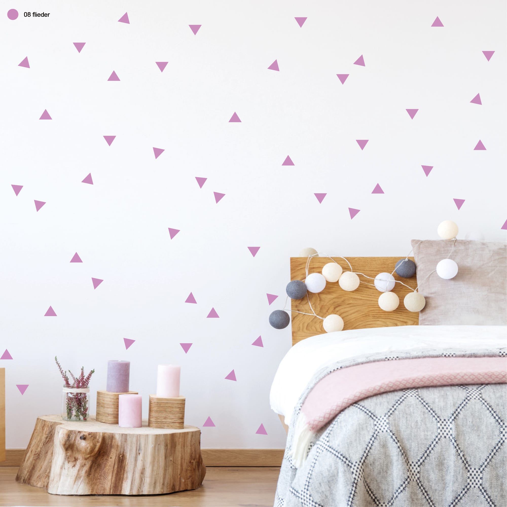 Auf dem Bild ist das Produkt: Wandtattoo Aufkleber Sticker Deko Dreiecke – 50 Stück im Set Wanddekoration zum Preis von €9.9 abgebildet.