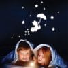 Auf dem Bild ist das Produkt: Leuchtaufkleber Kinderzimmer Fuchs Regenschirm mit 100 Sternen Leuchtsterne leuchten im Dunklen zum Preis von €14.9 abgebildet.