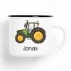 Auf dem Bild ist das Produkt: Campingbecher Emaille mit einem grünen Traktor Trecker personalisiert mit Wunschname Geschenk Junge zum Preis von €18.90 abgebildet.
