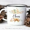 Auf dem Bild ist das Produkt: Emaille Becher Herbstblätter und Eicheln Herbst Geschenk personalisiert mit Wunschname zum Preis von €18.9 abgebildet.