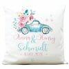 Auf dem Bild ist das Produkt: Kissen Hochzeit Auto Käfer Blumen Geschenk personalisiert mit Name und Datum, Hochzeitsgeschenk zum Preis von €16.90 abgebildet.