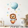 Auf dem Bild ist das Produkt: Wandtattoo Kinderzimmer bunt Löwe Luftballon Sterne Dekoration Babyzimmer zum Preis von €26.9 abgebildet.
