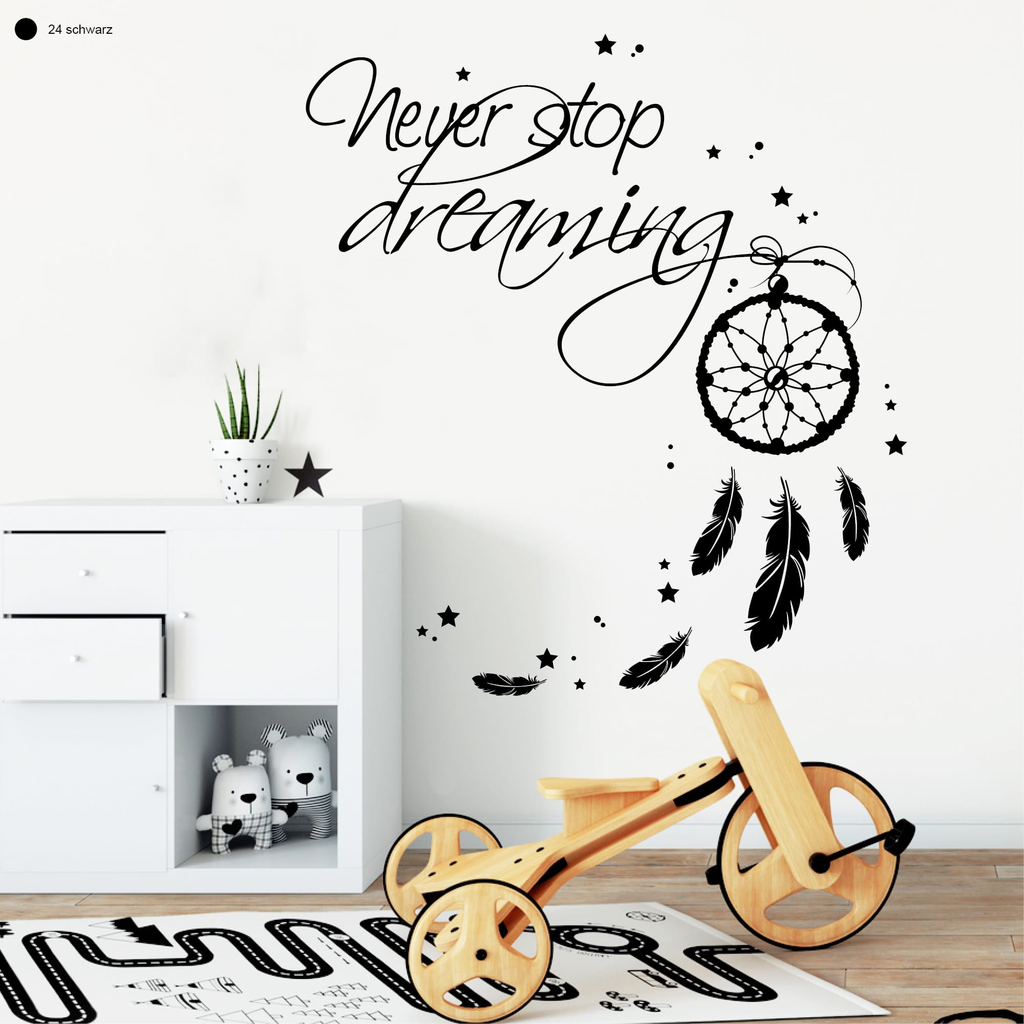 Auf dem Bild ist das Produkt: Wandtattoo Never Stop Dreaming mit Traumfänger, Sterne und Federn Wandbild Wanddeko zum Preis von €19.9 abgebildet.