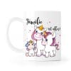 Auf dem Bild ist das Produkt: Geschenk Tasse bedruckt Familie ist alles Einhorn Familie Keramiktasse zum Preis von €7.90 abgebildet.