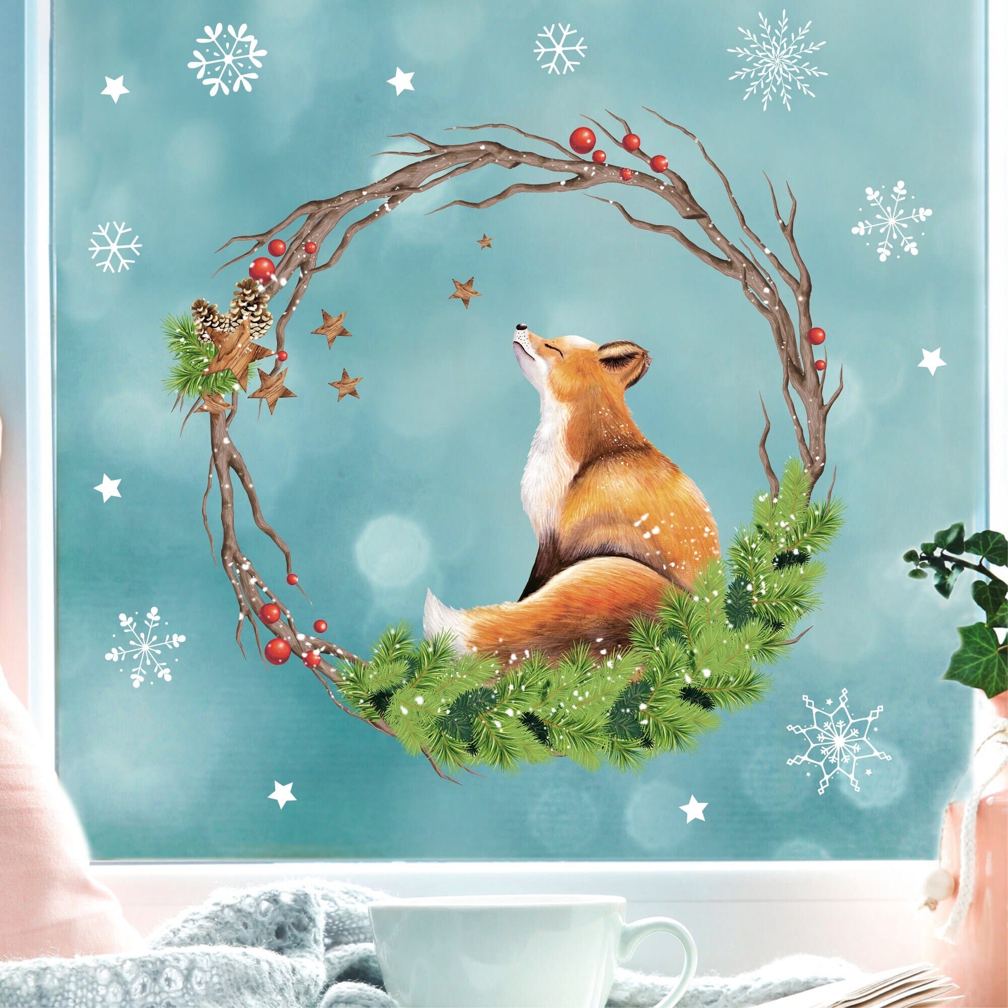 Wiederverwendbar Fensterbild Weihnachten Kranz aus Zweigen Tannengrün Fuchs Sterne Holzoptik Weihnachtsgrün Fensteraufkleber Fensterdeko