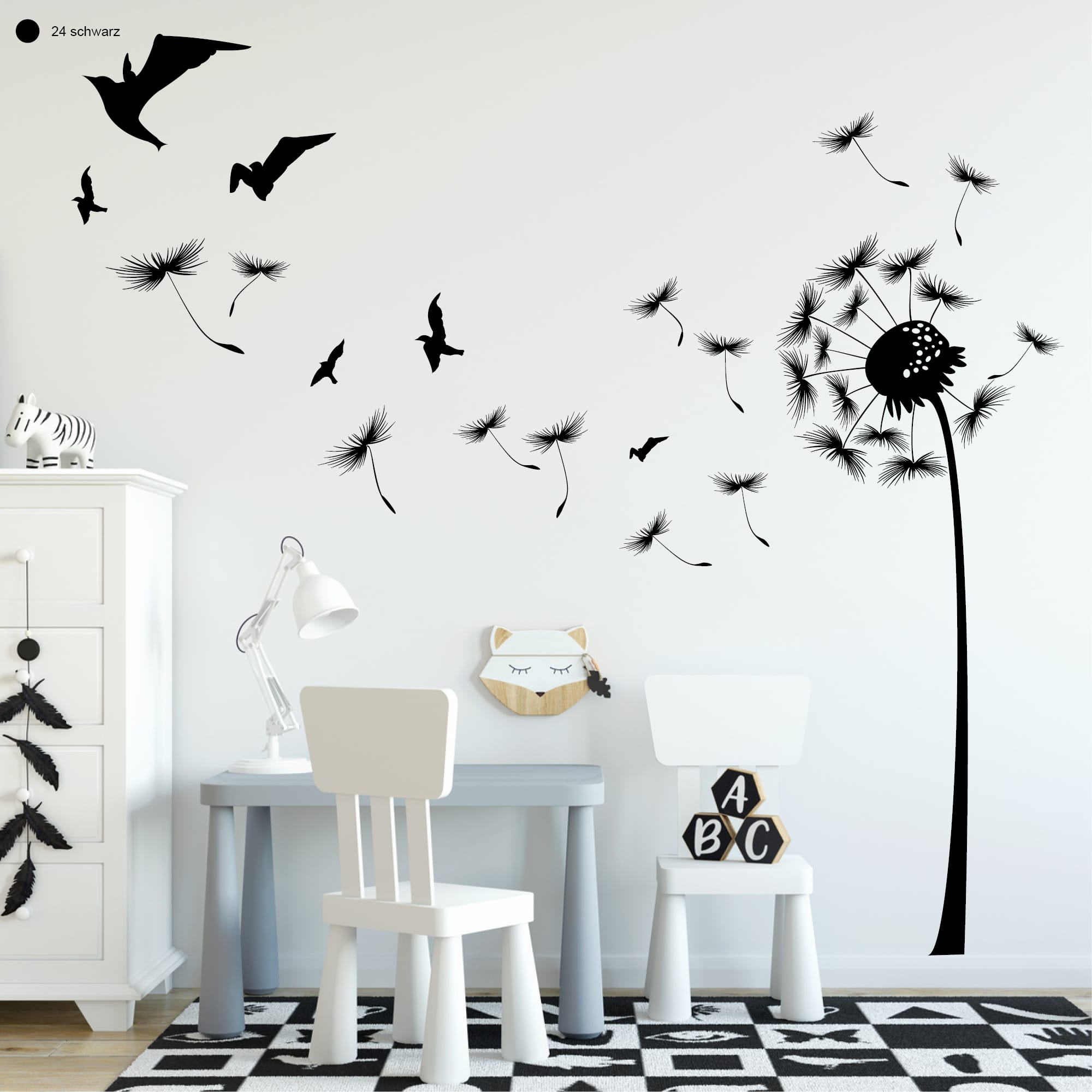 Auf dem Bild ist das Produkt: Wandtattoo Pusteblume mit vielen Pollen und Vögeln zum Preis von €29.9 abgebildet.