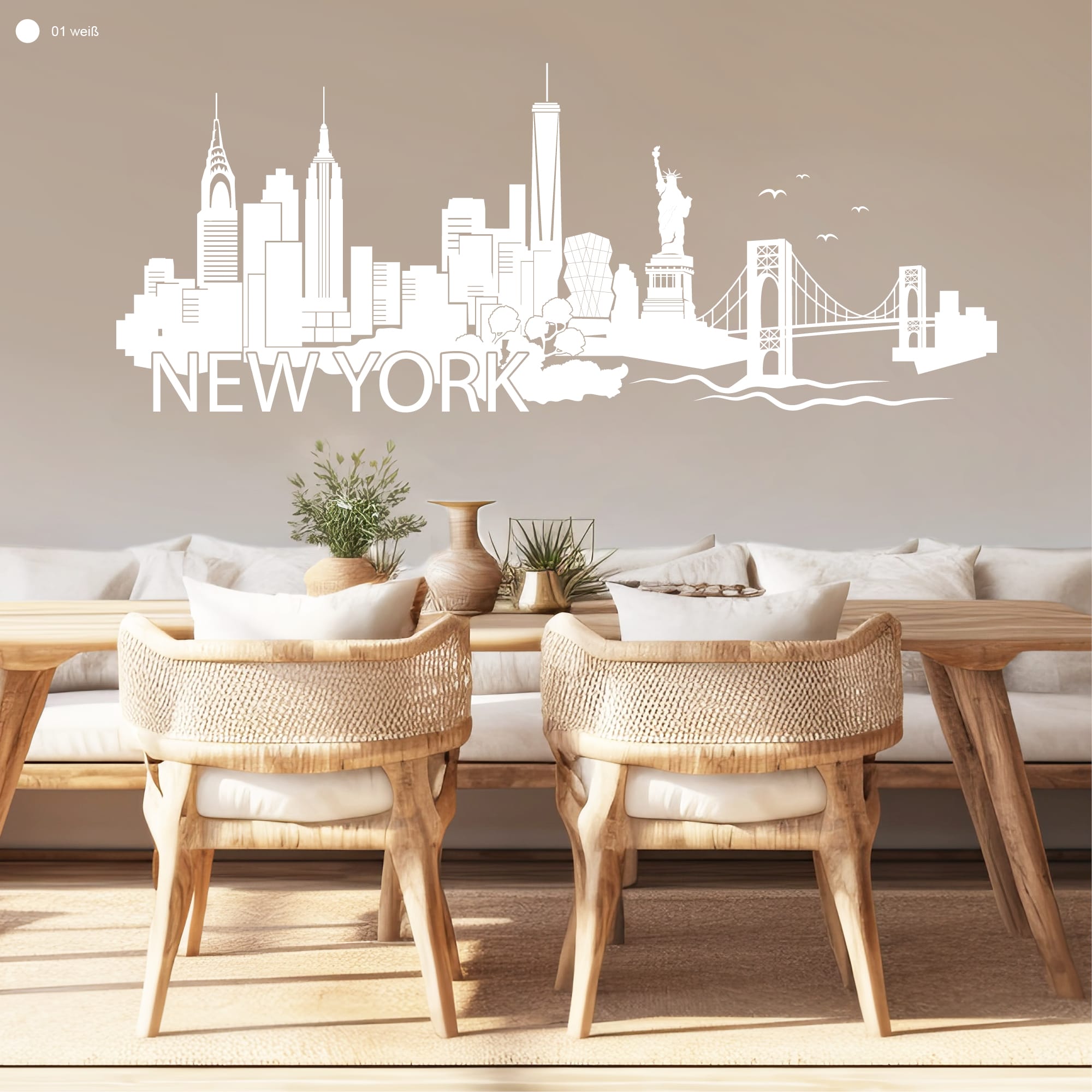 Auf dem Bild ist das Produkt: Wandtattoo Skyline New York mit Schriftzug, Wohndekoration zum Preis von €29.9 abgebildet.