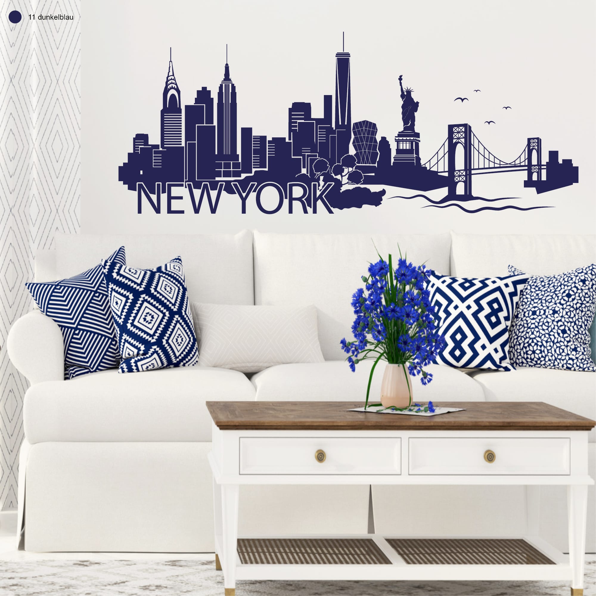 Auf dem Bild ist das Produkt: Wandtattoo Skyline New York mit Schriftzug, Wohndekoration zum Preis von €29.9 abgebildet.