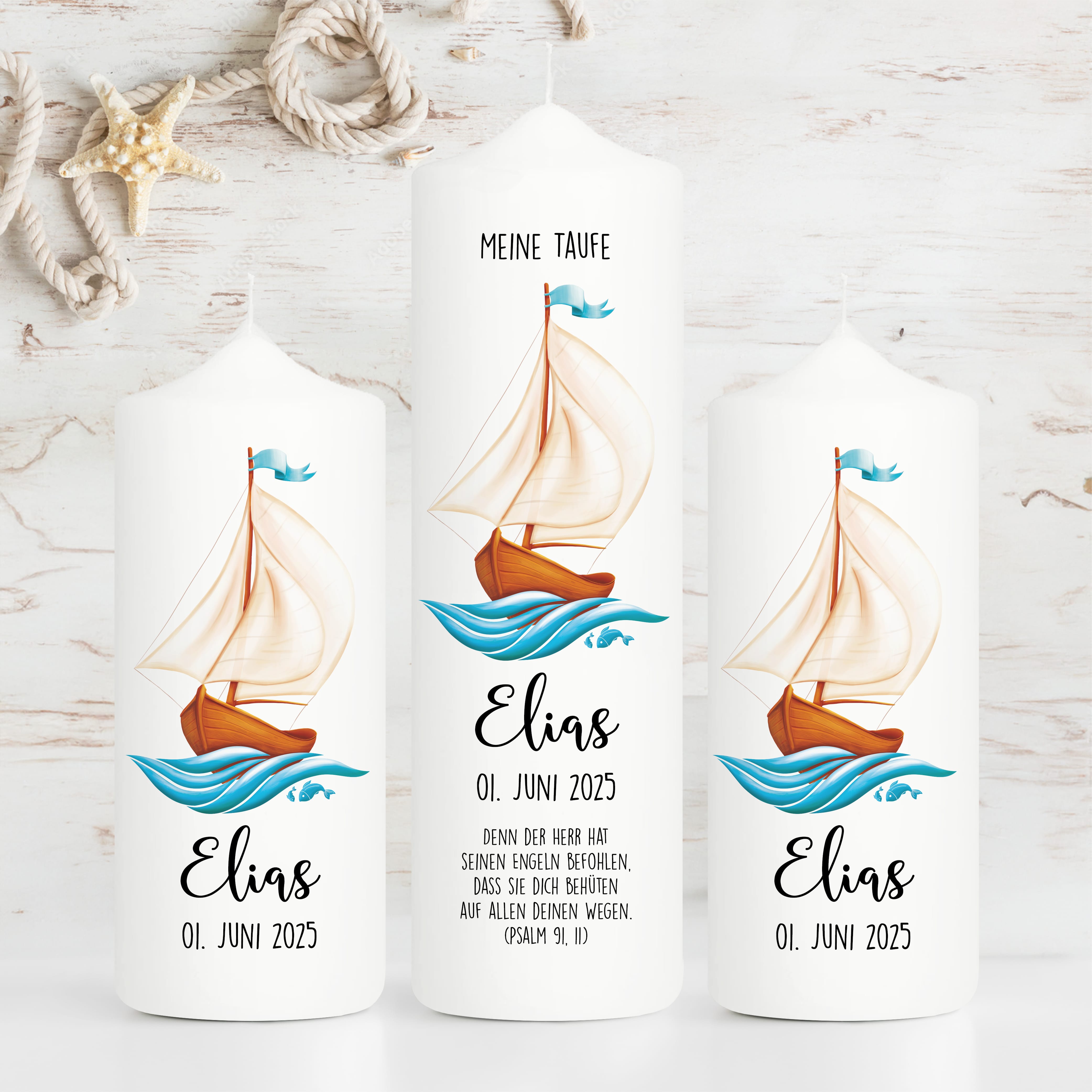 Auf dem Bild ist das Produkt: Taufkerze Segelboot Schiff Junge Mädchen Boot Name Datum Taufspruch Kerze zur Taufe Meer zum Preis von €6.4 abgebildet.