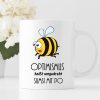 Auf dem Bild ist das Produkt: Bedruckte Kaffeetasse Optimismus Sumsi mit Po spülmaschinenfest Biene Tasse Becher zum Preis von €15.90 abgebildet.