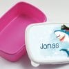 Auf dem Bild ist das Produkt: Personalisierbare Brotdose Hai mit Piratenhut Wunschname Schule individuelles Geschenk Einschulung Geburtstag zum Preis von €19.90 abgebildet.