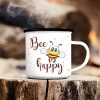 Campingbecher Bee Happy Biene Punkte Emaille, Geschenk Geburtstag Auf dem Bild ist das Produkt: Campingbecher Bee Happy Biene Punkte Emaille, Geschenk Geburtstag zum Preis von €18.90 abgebildet.