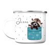 Individueller Emaille Campingbecher Waschbär Geschenk Geburtstag Kindertasse Auf dem Bild ist das Produkt: Individueller Emaille Campingbecher Waschbär Geschenk Geburtstag Kindertasse zum Preis von €18.9 abgebildet.