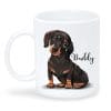Auf dem Bild ist das Produkt: Keramiktasse bedruckt Hund Dackel mit Wunschnamen Kaffeetasse personalisiert Geschenk Geburtstag 330 ml zum Preis von €18.9 abgebildet.