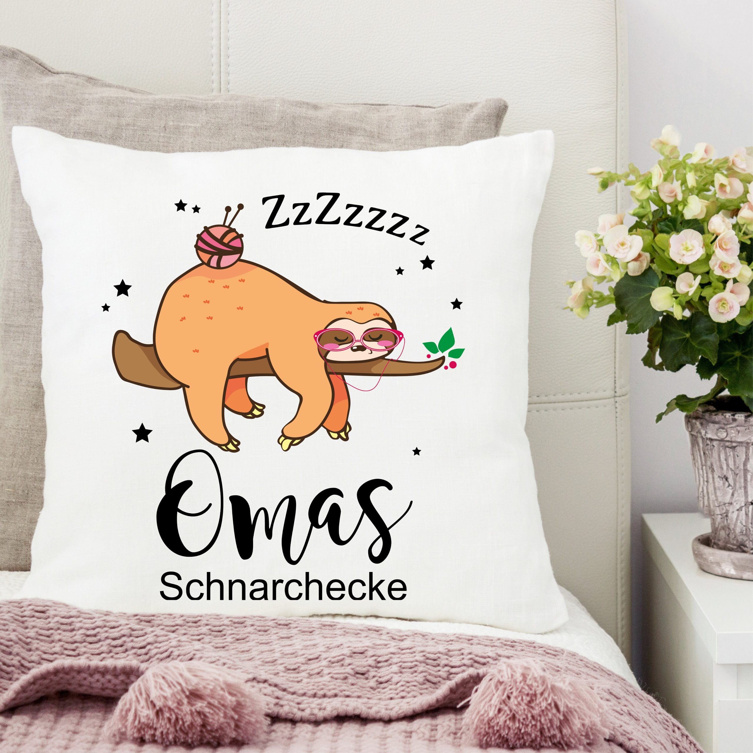 Kissen Faultier Omas Schnarchecke Polyester 40×40 cm Geschenk Geburtstag Großmutter Weihnachtsgeschenk