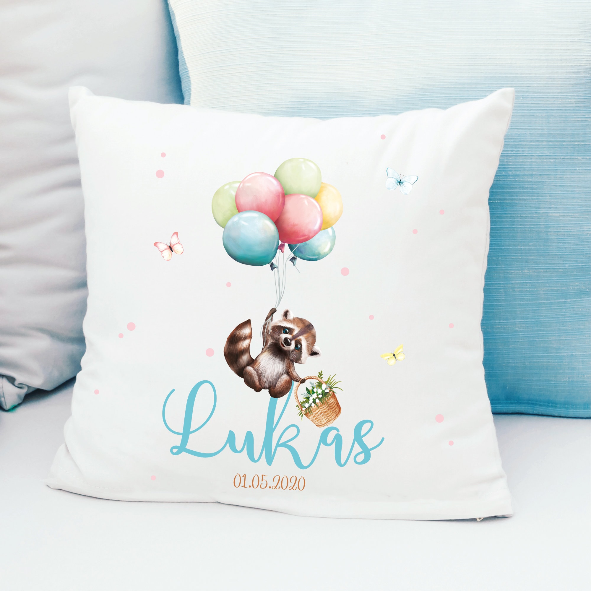 Kissen Geburt Waschbär mit Luftballons mit Namen und Geburtsdatum, Geschenk zur Geburt, personalisiertes Geburtskissen