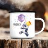 Tasse Campingbecher Emaille Panda Bär personalisiert mit Wunschnamen Kindertasse Auf dem Bild ist das Produkt: Tasse Campingbecher Emaille Panda Bär personalisiert mit Wunschnamen Kindertasse zum Preis von €18.9 abgebildet.